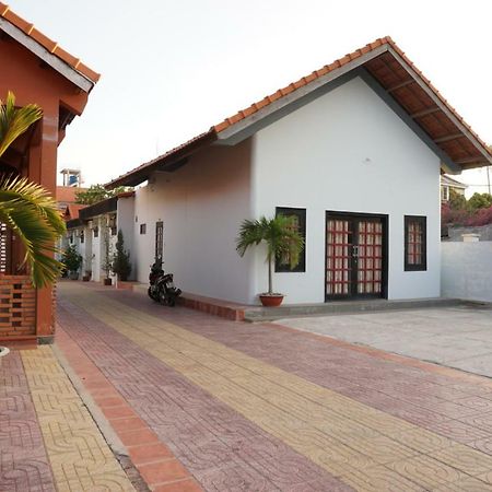 Ngoc Sang Guesthouse Mui Ne Exteriör bild