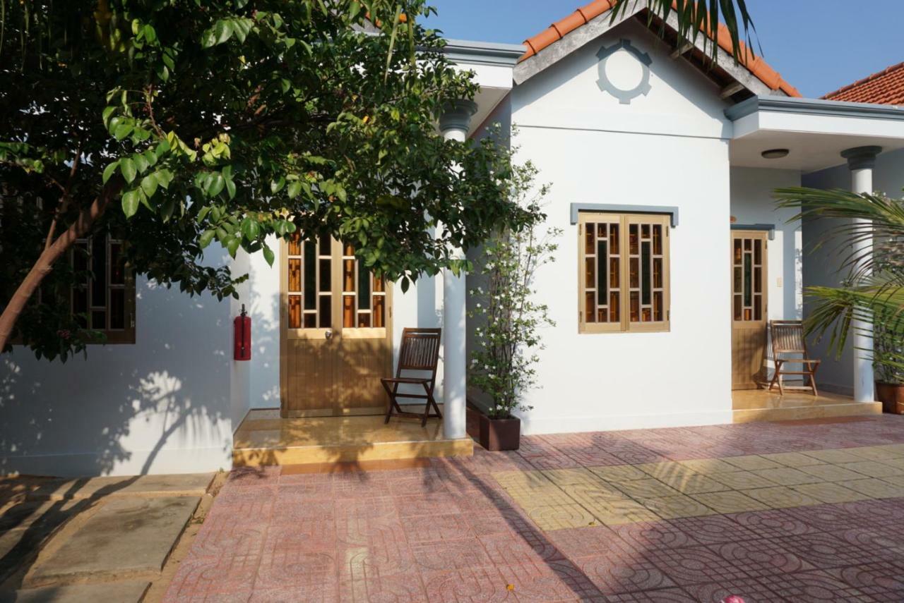 Ngoc Sang Guesthouse Mui Ne Exteriör bild